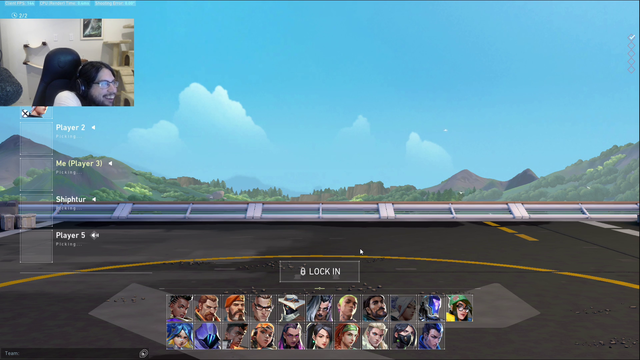 Imaqtpie stunlocked after being called the hard R 15 seconds into a new lobby (the guy doubles down x2)