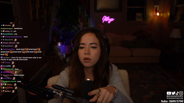 Maya finds out that one of the popular "lmao" 7TV emote is her
