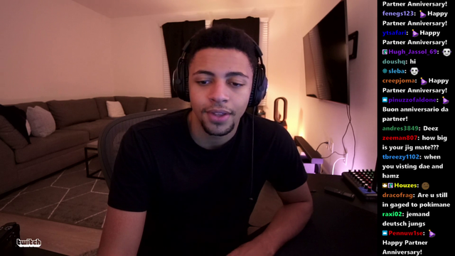 Myth is in-gaged to Pokimane