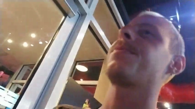 KKona experiencing friendlyness of a big City like Miami