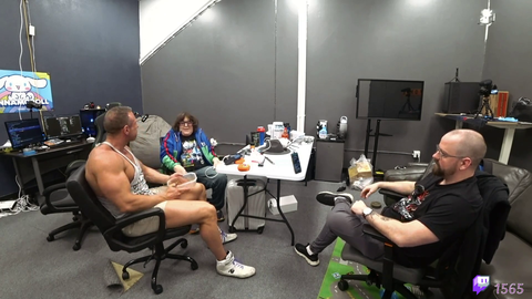Andy Milonakis meets Knut's dog