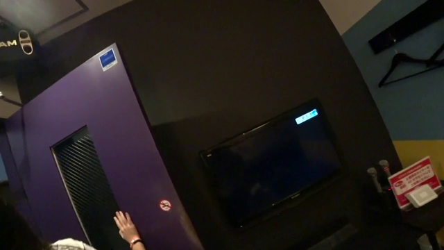 Jake breaks Water