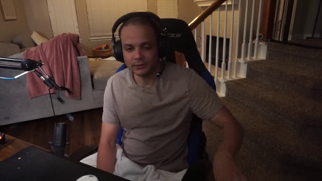 Erobb shows off the special Pizza that Chat got him