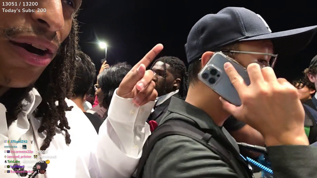 Streamers Swarmed by Fans After Streamer Prom
