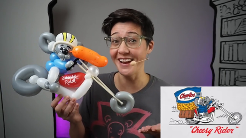 Balloon Artist Streamer shows off their impressive creation