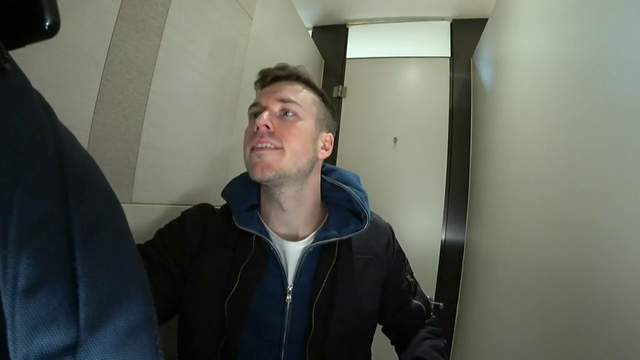 The life of being an IRL streamer with IBS..
