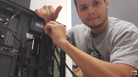tyler1's brother builds a PC