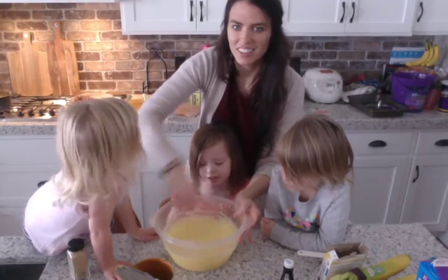 QTCinderella asks her nieces if she should marry Sliker