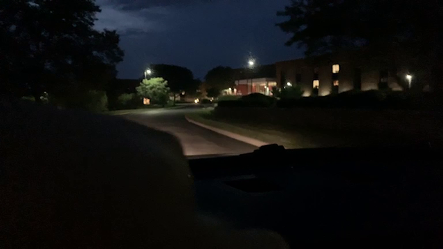 Streamer drives all the way to the Wendy's headquarters to complain about not getting dipping sauce