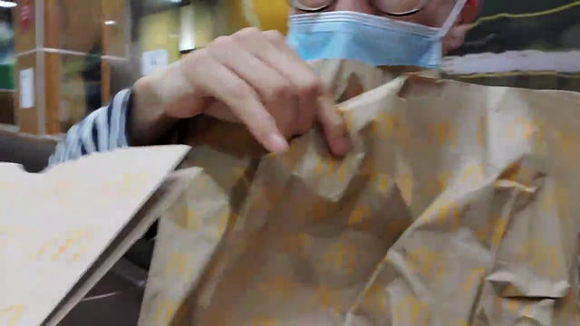 Boomer gets Shhh'ed at Mcdonalds