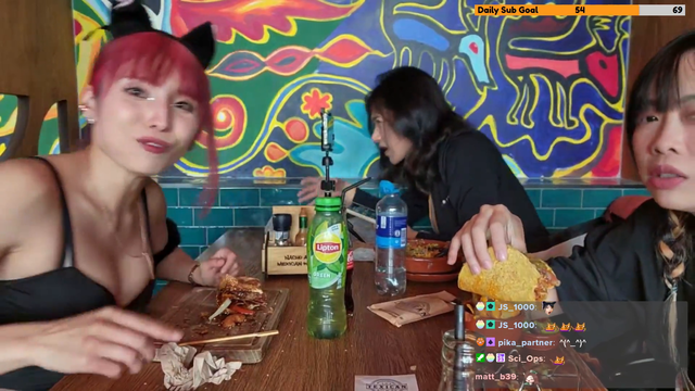 the niciest streamer talks with her chat