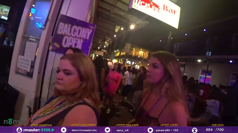 Streamer gets mistaken for a bouncer LUL