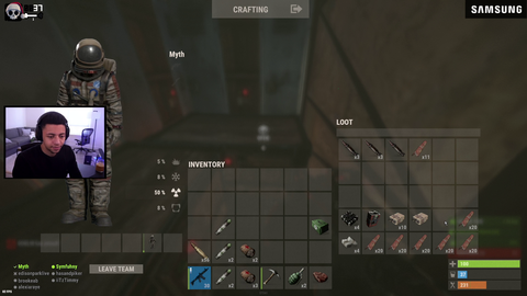 Everyone when xQc joins the Rust server