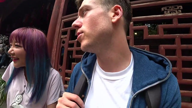 Jake tries to talk to Eloise