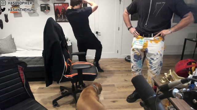 Two Boomers dancing to banger Syrian military propaganda music