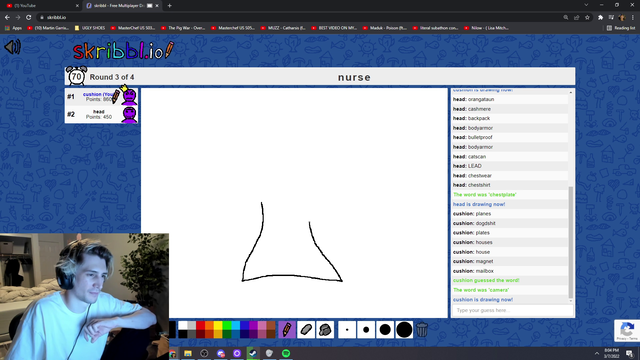 xQc draws a nurse