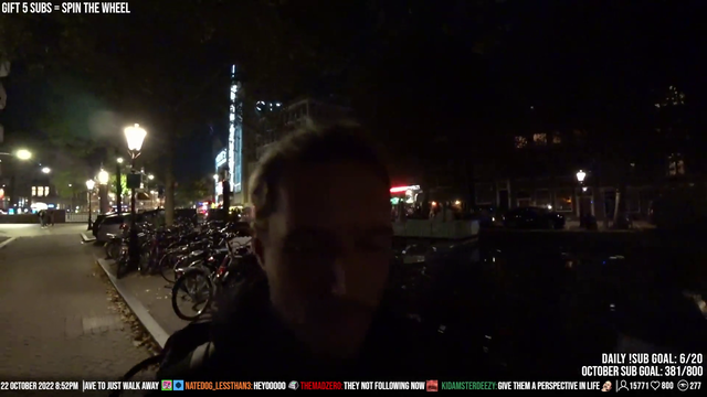 Streamer gets harassed by underaged drinkers (3)