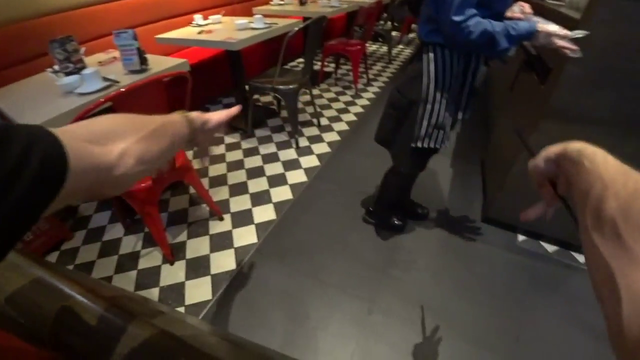 Bloody fight on Jakenbake makes Iceposeidon show up