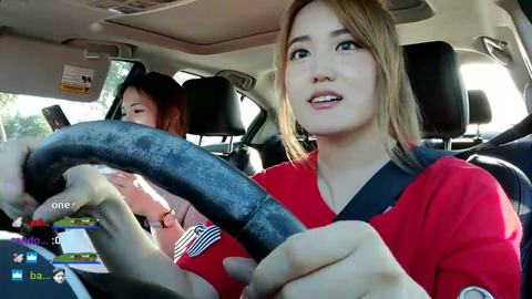 AngelsKimi using her phone and reading chat whilst driving
