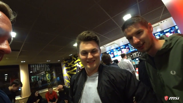 Knut content god