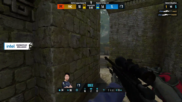 Liquid fan celebrates a round win