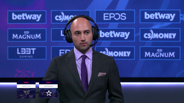 CS:GO Caster with incredible timing twice