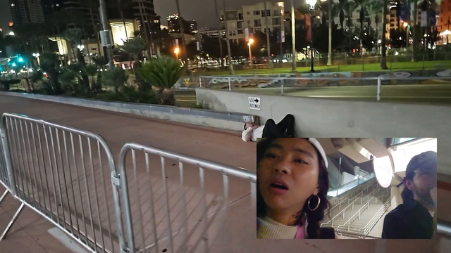 Guy snoring outside of twitch con at 4:30am