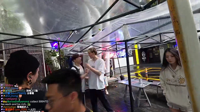 Queue for a Mande's meet and greet in Taiwan