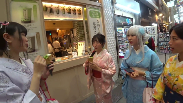 Japanese streamer asked Twitch CEO if his son was a weeb?