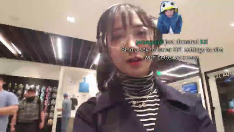 Jinnytty thinks chat can't hear bc of ear mulfs