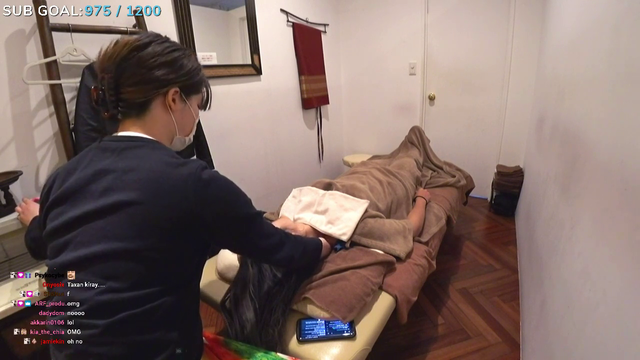 This Masseuse isn't getting paid enough to deal with Twitch chat!