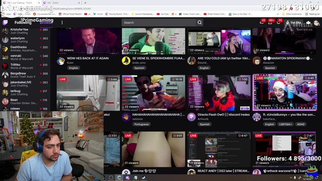 miz scrolls through just chatting
