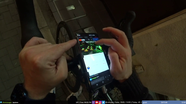 Rob gets a free drink, random gift from a wholesome drunk man PogU
