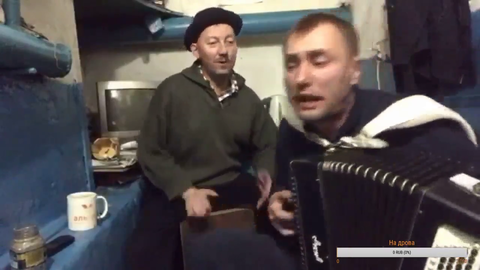 i found these 2 guys :)
