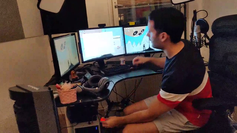Hachubby clicks the Pepega button