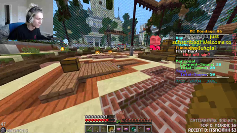 Moxy and his friend get victory royale in Minecraft.