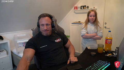 Knut calls out his daughter for making a fake tantrum LUL