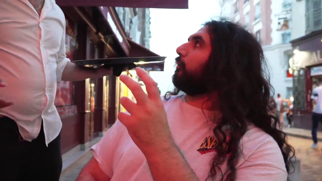 American attempts to describe Fanta to an English speaking waiter