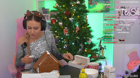 ItsSky encounters an issue when constructing a gingerbread house