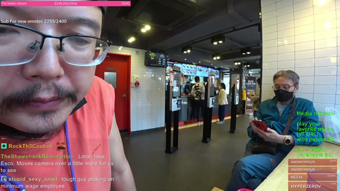 IRL streamer catches public freakout at fast food restaurant