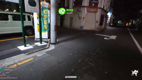 Kick Streamer Ozemi steals a bike in japan live on stream