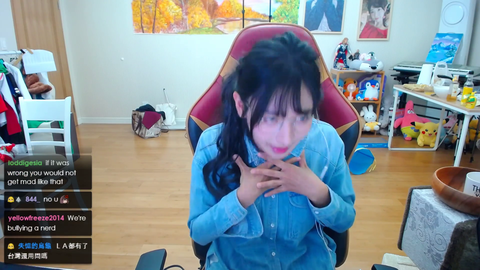 Dermatologists hate her! Find out how this korean milf hides her baldness.