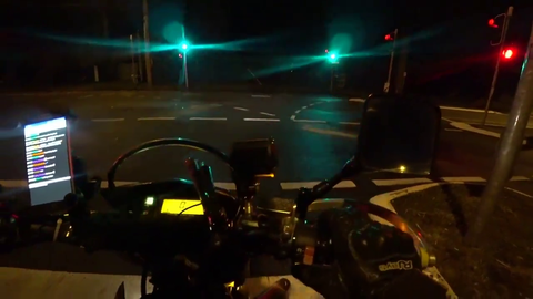 Outdoor streamer has a sick setup