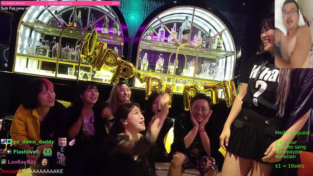 Everyone impressed after taking a peek under Yuggie's skirt