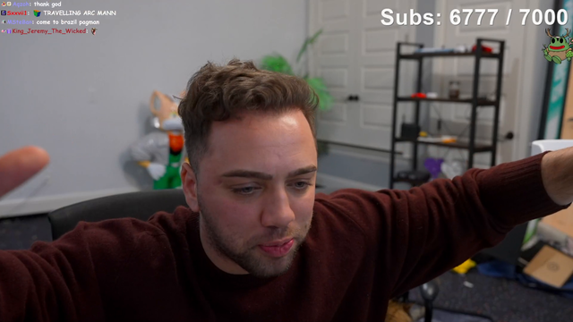 Mizkif tells his community to stop hating on OTK and Emiru