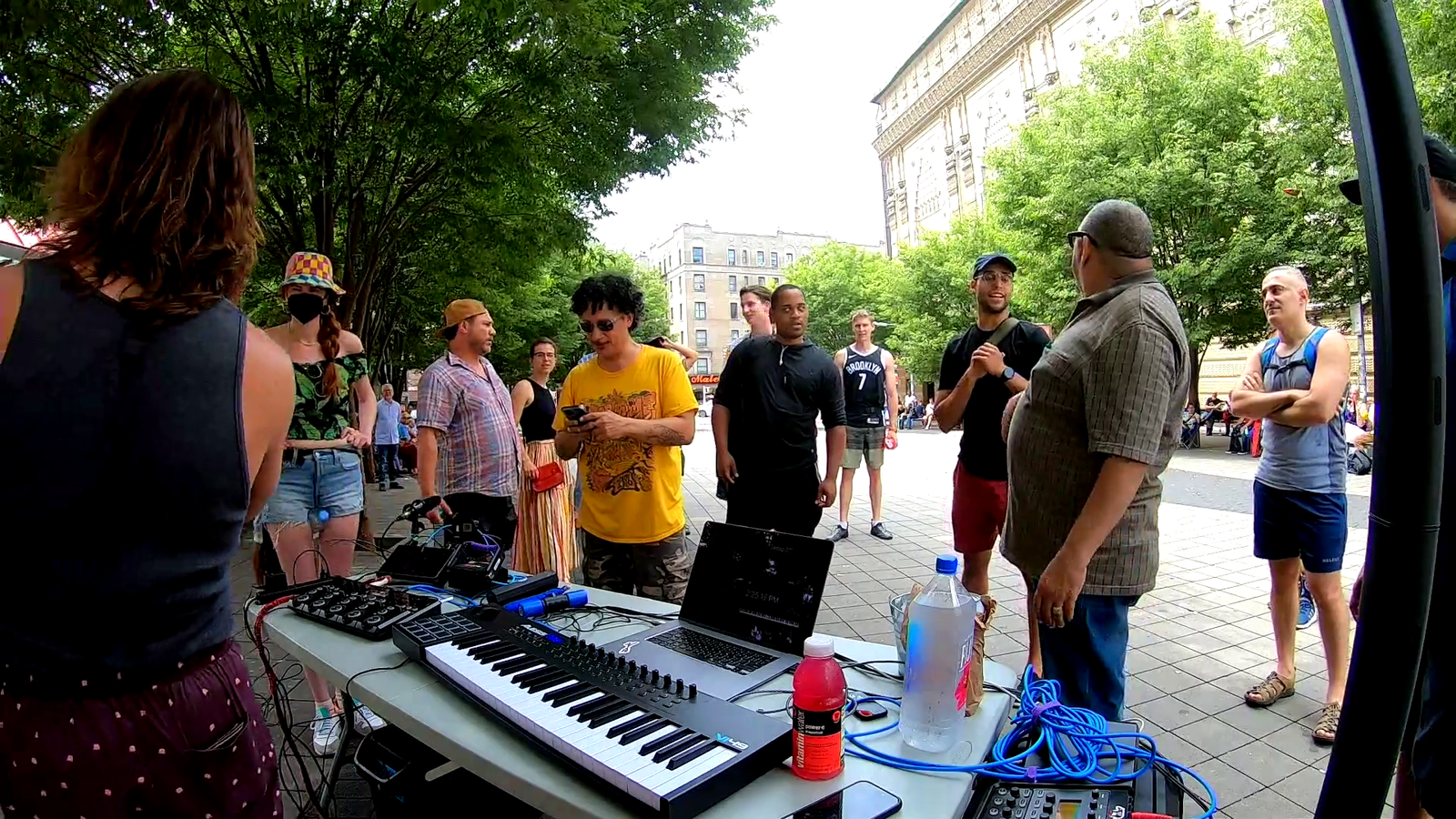 Marc Rebillet gets kicked out from playing on the street again