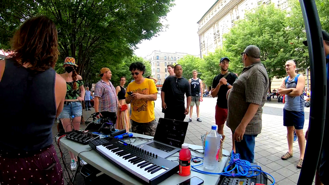 Marc Rebillet gets kicked out from playing on the street again