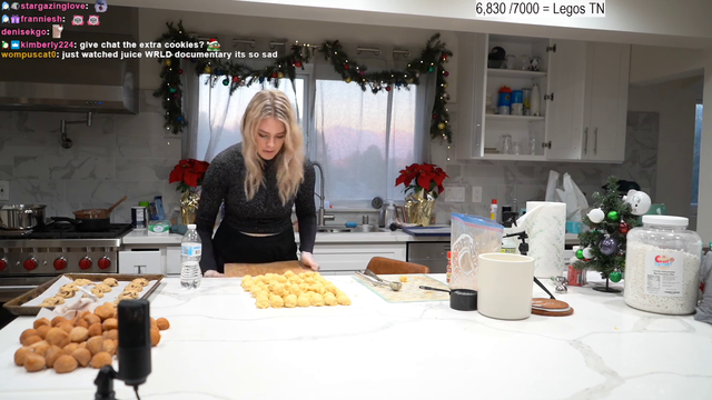 Qt is making cookies....