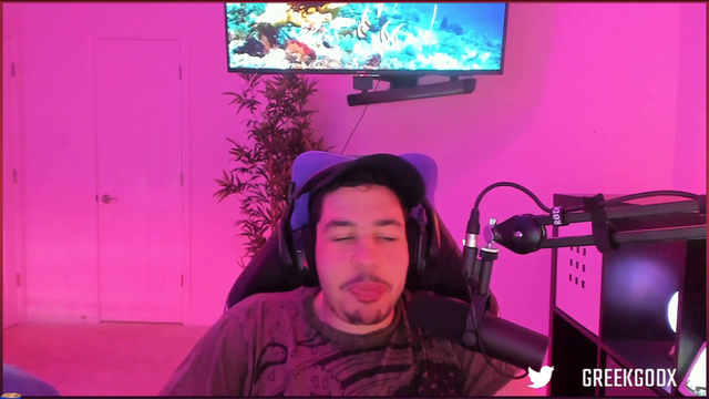greekgodx explains what its like having a girlfriend and why he doesn't want one