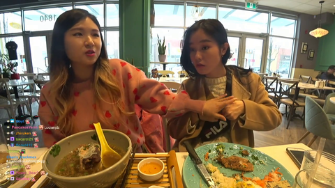 39daph wants to pay for the food but HAchubby wont let her